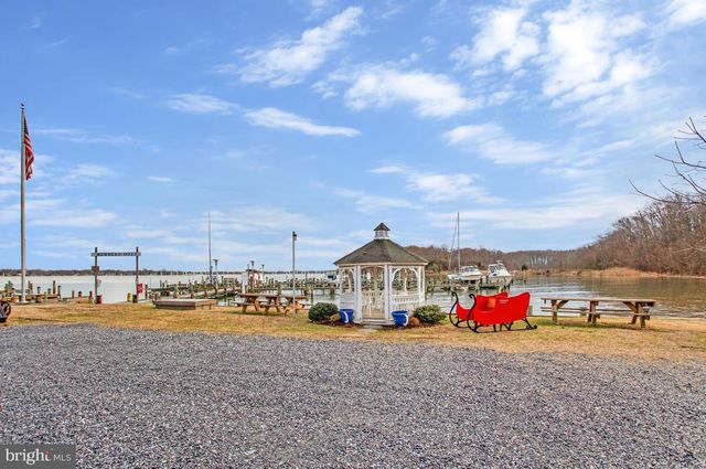 443 BIRCH DR, Edgewater, MD 21037