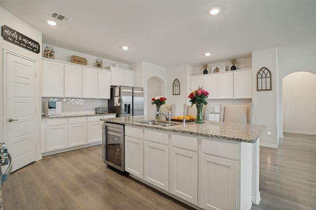 437 Forestridge Drive, Fate, TX 75087
