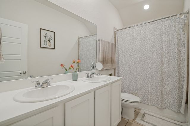 437 Forestridge Drive, Fate, TX 75087