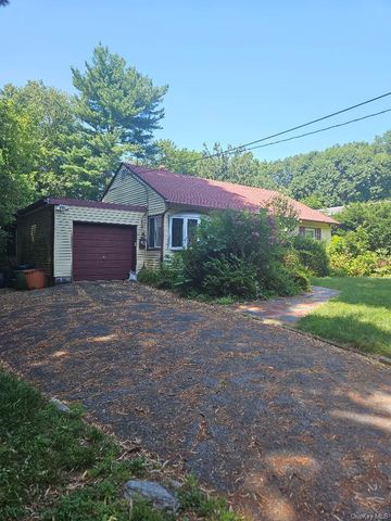 1 Winnetou Road, White Plains, NY 10603