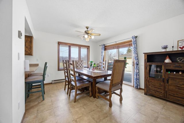 77 18th Avenue N, Fargo, ND 58102