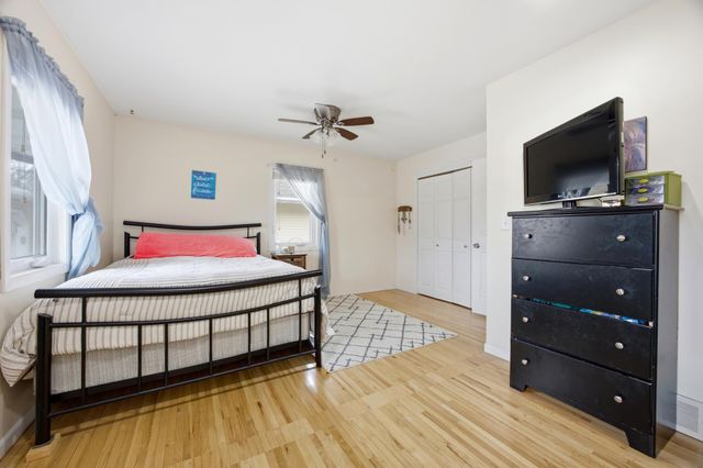 77 18th Avenue N, Fargo, ND 58102