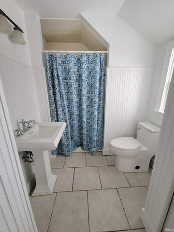 806 S 23Rd Street, South Bend, IN 46615