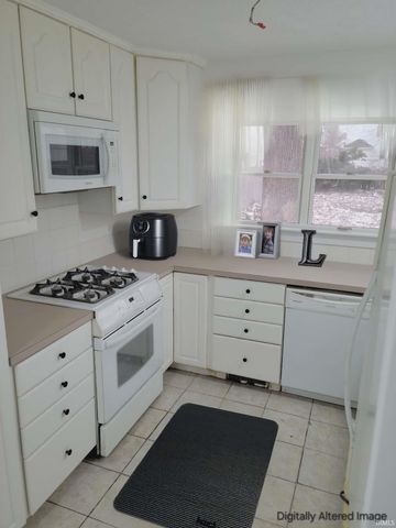 806 S 23Rd Street, South Bend, IN 46615