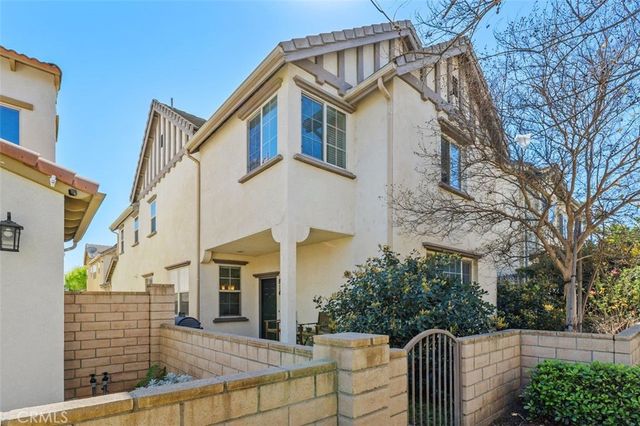 814 Pyramid Court, Corona, CA 92880