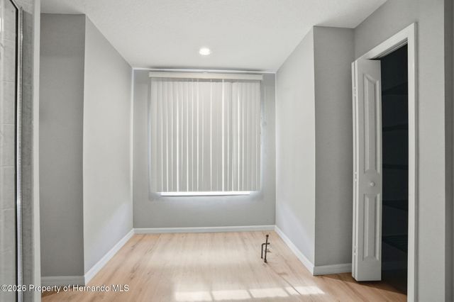 8038 Madrid Road, Weeki Wachee, FL 34613