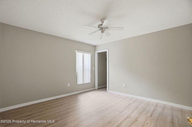 8038 Madrid Road, Weeki Wachee, FL 34613