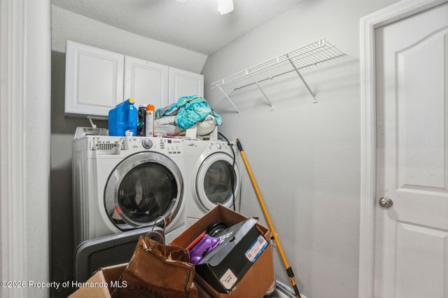 8038 Madrid Road, Weeki Wachee, FL 34613