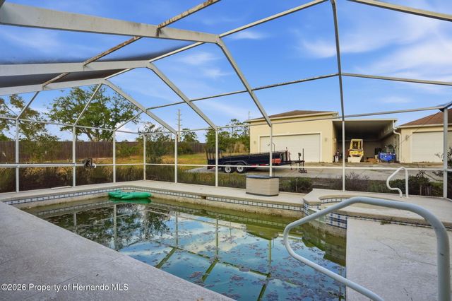 8038 Madrid Road, Weeki Wachee, FL 34613