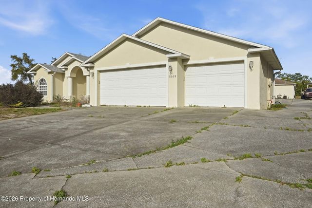 8038 Madrid Road, Weeki Wachee, FL 34613