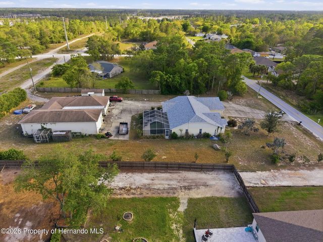 8038 Madrid Road, Weeki Wachee, FL 34613