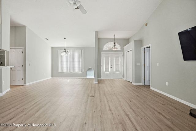 8038 Madrid Road, Weeki Wachee, FL 34613