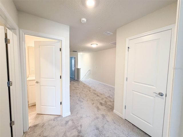 10537 GLOWING BEACON STREET, Orlando, FL 32829