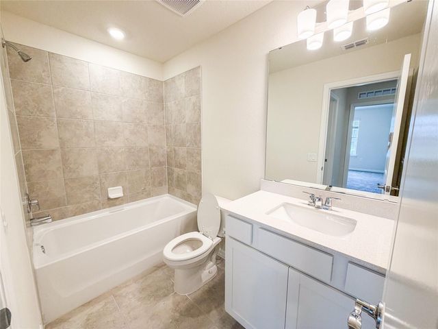 10537 GLOWING BEACON STREET, Orlando, FL 32829