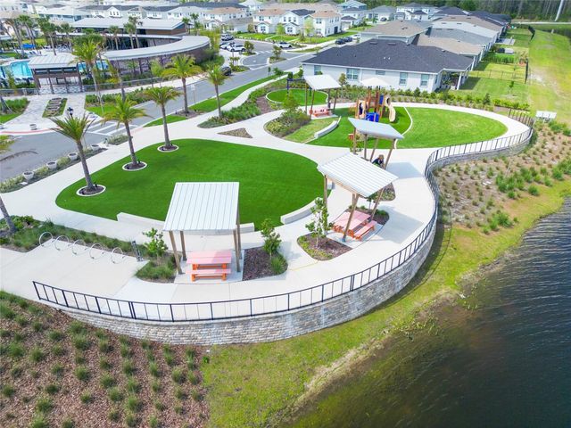 10537 GLOWING BEACON STREET, Orlando, FL 32829