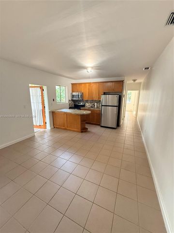 3031 W Center St 0, Miami, FL 33133