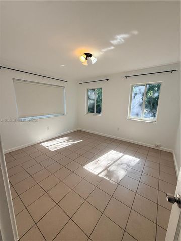 3031 W Center St 0, Miami, FL 33133