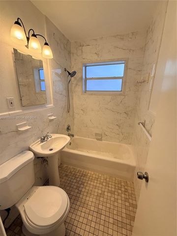 3031 W Center St 0, Miami, FL 33133