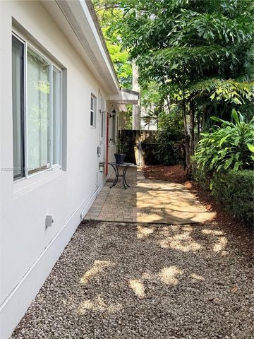 3031 W Center St 0, Miami, FL 33133