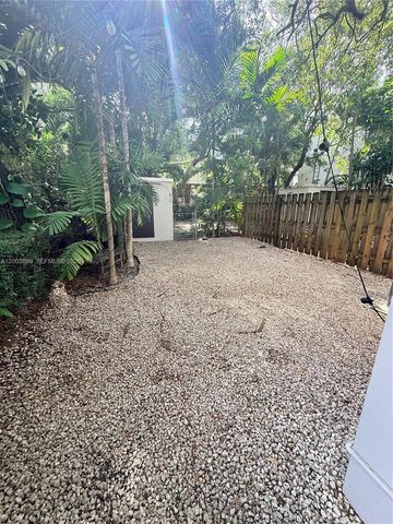 3031 W Center St 0, Miami, FL 33133