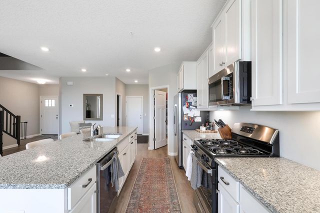6743 Bluestem Way, Minnetrista, MN 55364