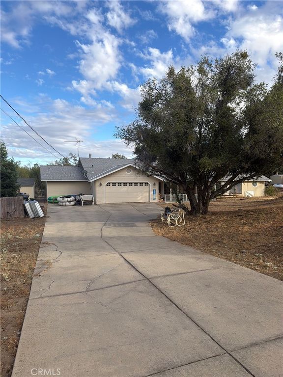 30065 Tioga Drive, Coarsegold, CA 93614