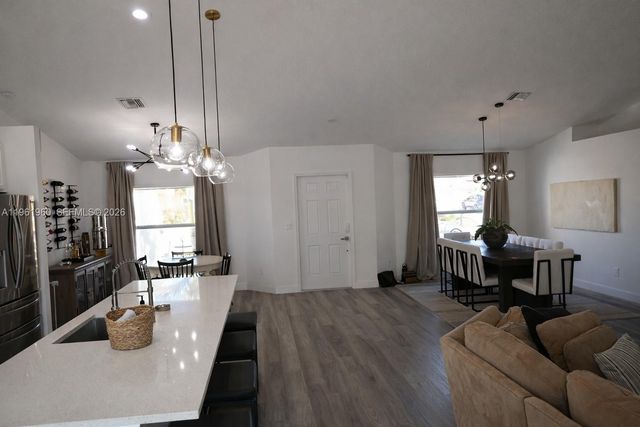 4616 SW Nackman Ter, Port St. Lucie, FL 34953