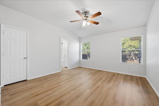 1118 Remington DR, Leander, TX 78641