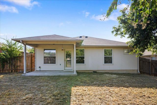 1118 Remington DR, Leander, TX 78641