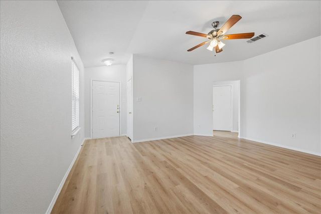 1118 Remington DR, Leander, TX 78641