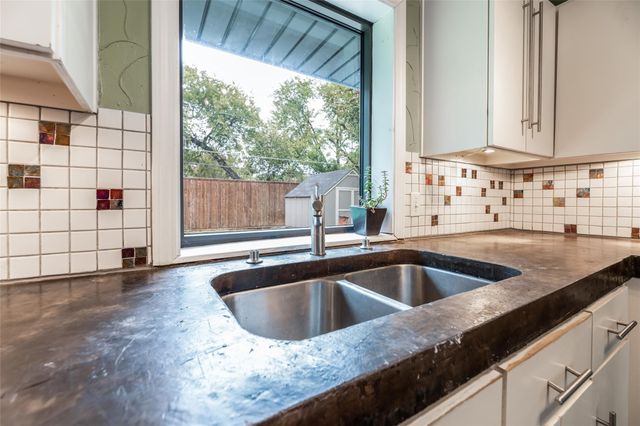 7111 Wild Valley Drive, Dallas, TX 75231