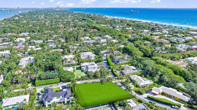 202 Coral Lane, Palm Beach, FL 33480