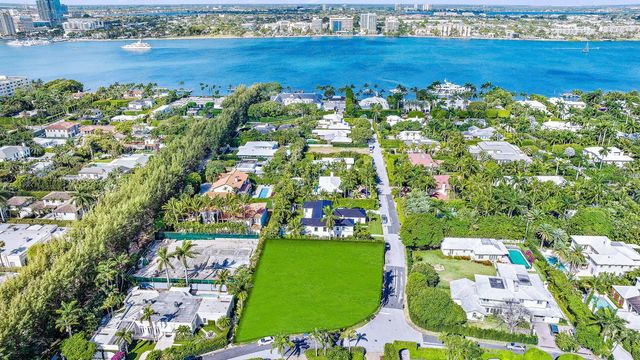 202 Coral Lane, Palm Beach, FL 33480