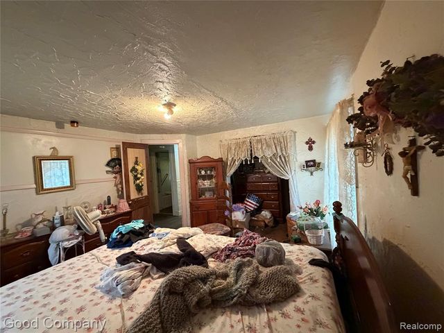 403 Maple Street, Wyandotte, MI 48192