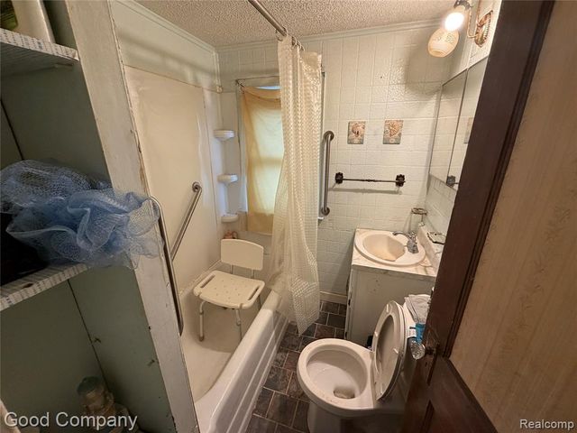 403 Maple Street, Wyandotte, MI 48192