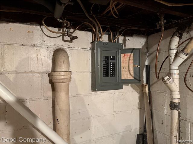 403 Maple Street, Wyandotte, MI 48192