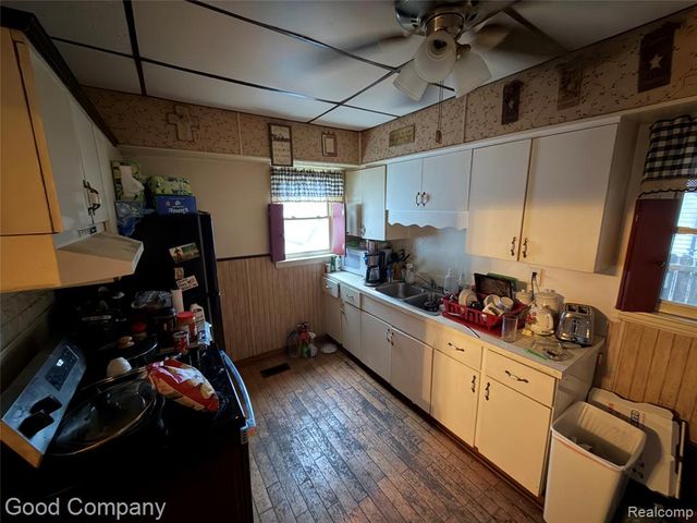 403 Maple Street, Wyandotte, MI 48192