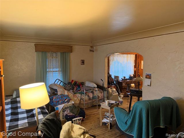 403 Maple Street, Wyandotte, MI 48192