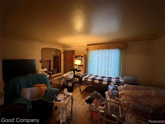 403 Maple Street, Wyandotte, MI 48192