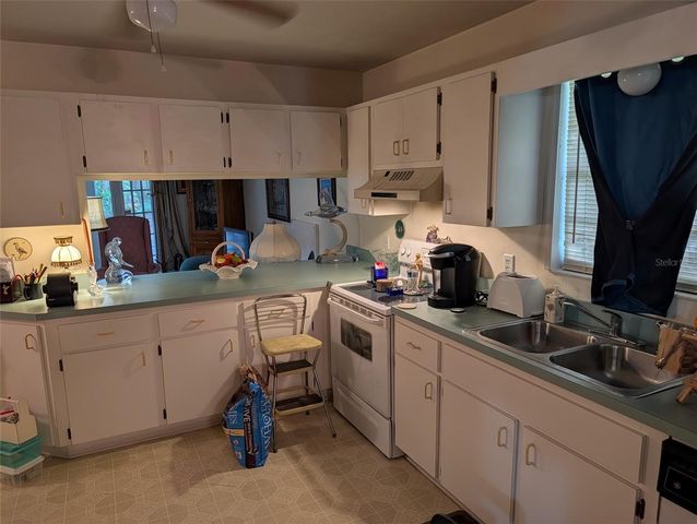 2407 SOUTH AVENUE, Leesburg, FL 34748