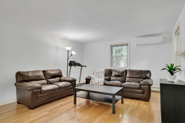 32 Dewey Rd, Lexington, MA 02420