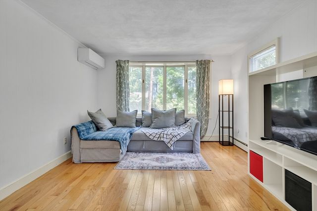 32 Dewey Rd, Lexington, MA 02420