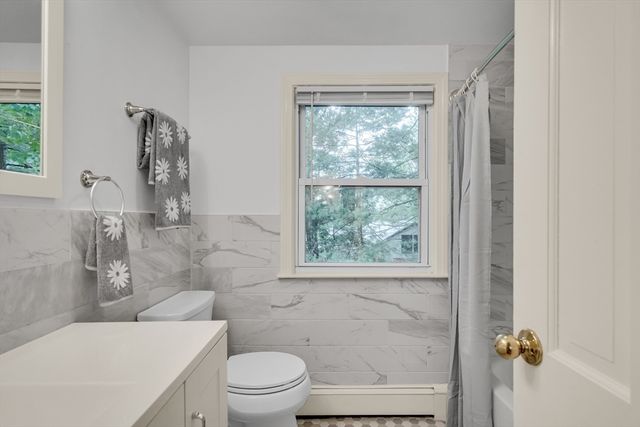 32 Dewey Rd, Lexington, MA 02420