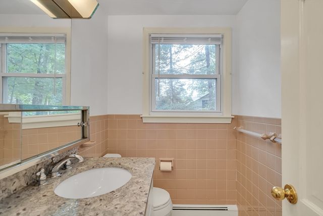 32 Dewey Rd, Lexington, MA 02420