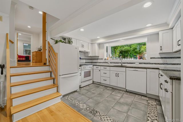 324 Haverstraw Road, Suffern, NY 10901
