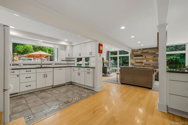 324 Haverstraw Road, Suffern, NY 10901