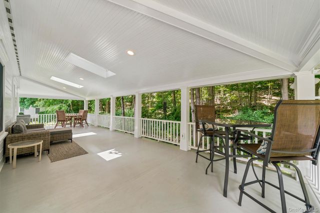 324 Haverstraw Road, Suffern, NY 10901