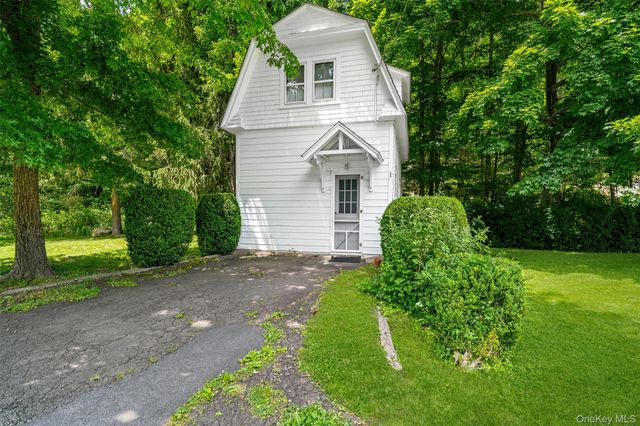 324 Haverstraw Road, Suffern, NY 10901