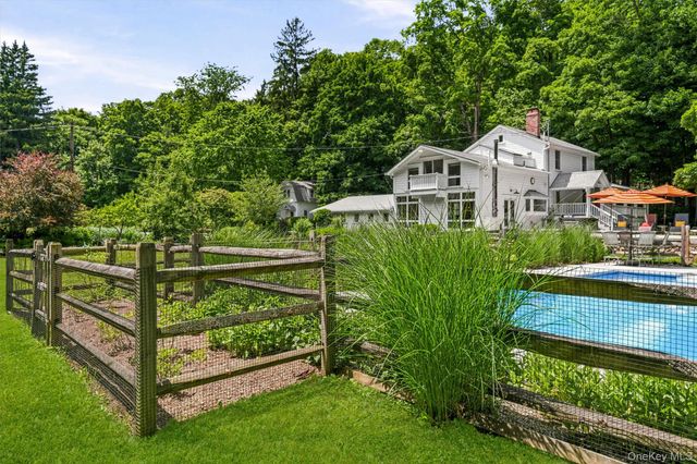 324 Haverstraw Road, Suffern, NY 10901
