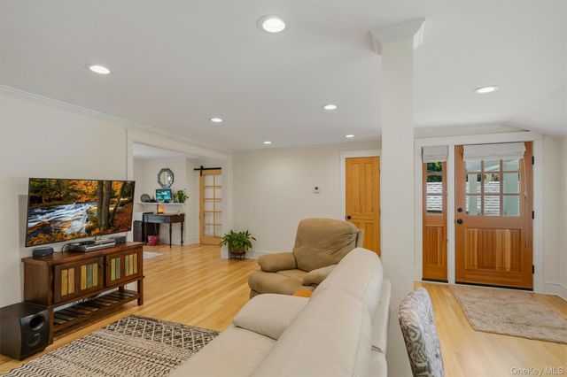 324 Haverstraw Road, Suffern, NY 10901